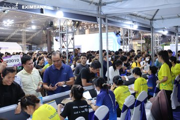 HO CHI MINH CITY NIGHT RUN EXIMBANK 2024 - Ảnh #1964755