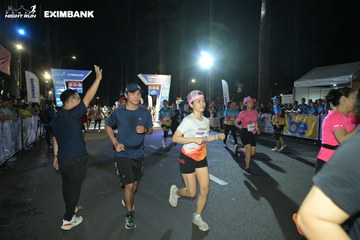 HO CHI MINH CITY NIGHT RUN EXIMBANK 2024 - Ảnh #1970831