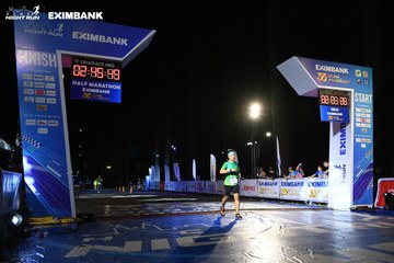 HO CHI MINH CITY NIGHT RUN EXIMBANK 2024 - Ảnh #2065815