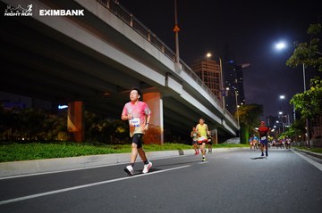 HO CHI MINH CITY NIGHT RUN EXIMBANK 2024 - Ảnh #1988967