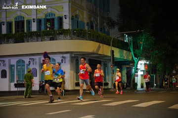 HO CHI MINH CITY NIGHT RUN EXIMBANK 2024 - Ảnh #2031059