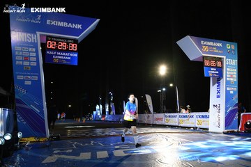 HO CHI MINH CITY NIGHT RUN EXIMBANK 2024 - Ảnh #2065163