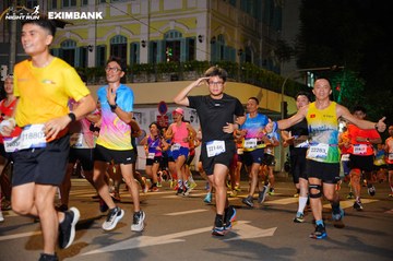 HO CHI MINH CITY NIGHT RUN EXIMBANK 2024 - Ảnh #2031478