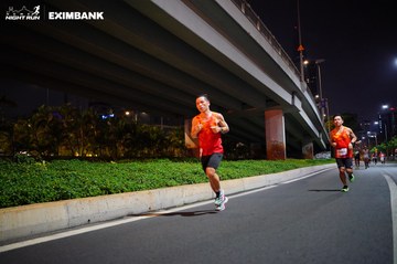 HO CHI MINH CITY NIGHT RUN EXIMBANK 2024 - Ảnh #1988708