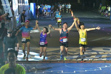 HO CHI MINH CITY NIGHT RUN EXIMBANK 2024 - Ảnh #2028298