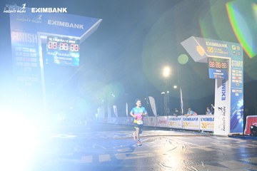 HO CHI MINH CITY NIGHT RUN EXIMBANK 2024 - Ảnh #2065206