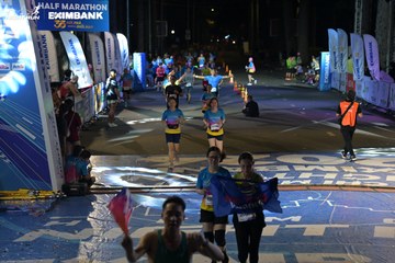 HO CHI MINH CITY NIGHT RUN EXIMBANK 2024 - Ảnh #2028139