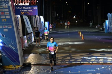 HO CHI MINH CITY NIGHT RUN EXIMBANK 2024 - Ảnh #2026872