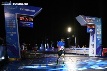 HO CHI MINH CITY NIGHT RUN EXIMBANK 2024 - Ảnh #2059457
