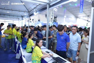 HO CHI MINH CITY NIGHT RUN EXIMBANK 2024 - Ảnh #1964238
