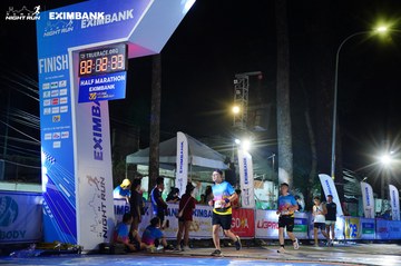 HO CHI MINH CITY NIGHT RUN EXIMBANK 2024 - Ảnh #2033510