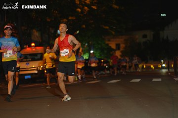 HO CHI MINH CITY NIGHT RUN EXIMBANK 2024 - Ảnh #2032254