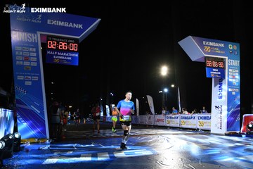 HO CHI MINH CITY NIGHT RUN EXIMBANK 2024 - Ảnh #2061313