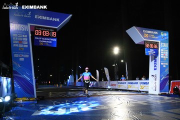 HO CHI MINH CITY NIGHT RUN EXIMBANK 2024 - Ảnh #2063096