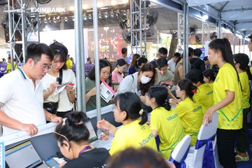 HO CHI MINH CITY NIGHT RUN EXIMBANK 2024 - Ảnh #1966224