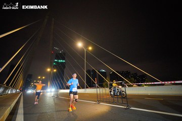 HO CHI MINH CITY NIGHT RUN EXIMBANK 2024 - Ảnh #2024469