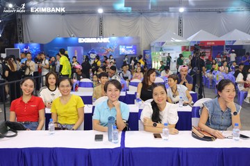 HO CHI MINH CITY NIGHT RUN EXIMBANK 2024 - Ảnh #1964848