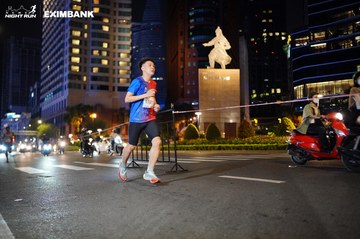HO CHI MINH CITY NIGHT RUN EXIMBANK 2024 - Ảnh #1989150