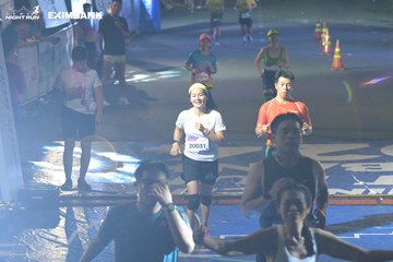 HO CHI MINH CITY NIGHT RUN EXIMBANK 2024 - Ảnh #2031328