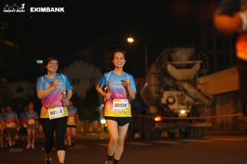 HO CHI MINH CITY NIGHT RUN EXIMBANK 2024 - Ảnh #2028528