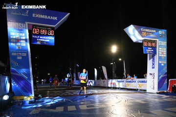 HO CHI MINH CITY NIGHT RUN EXIMBANK 2024 - Ảnh #2063955