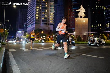 HO CHI MINH CITY NIGHT RUN EXIMBANK 2024 - Ảnh #1989048