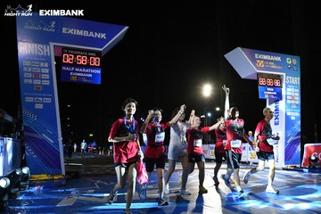HO CHI MINH CITY NIGHT RUN EXIMBANK 2024 - Ảnh #2059851