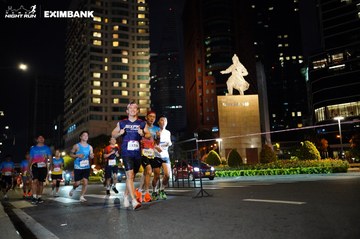 HO CHI MINH CITY NIGHT RUN EXIMBANK 2024 - Ảnh #1990950