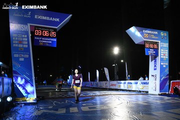 HO CHI MINH CITY NIGHT RUN EXIMBANK 2024 - Ảnh #2065365