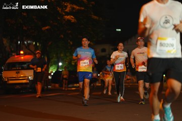 HO CHI MINH CITY NIGHT RUN EXIMBANK 2024 - Ảnh #2030710