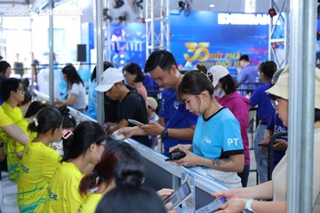 HO CHI MINH CITY NIGHT RUN EXIMBANK 2024 - Ảnh #1965359