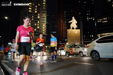 HO CHI MINH CITY NIGHT RUN EXIMBANK 2024 - Ảnh #1989792
