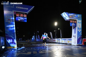 HO CHI MINH CITY NIGHT RUN EXIMBANK 2024 - Ảnh #2060883