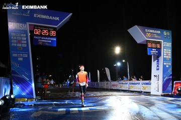 HO CHI MINH CITY NIGHT RUN EXIMBANK 2024 - Ảnh #2060722