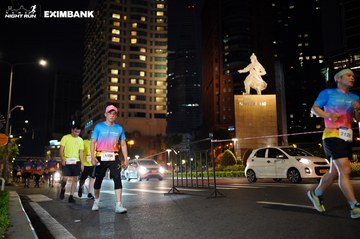 HO CHI MINH CITY NIGHT RUN EXIMBANK 2024 - Ảnh #1989905