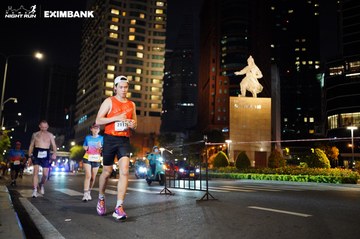 HO CHI MINH CITY NIGHT RUN EXIMBANK 2024 - Ảnh #1989667