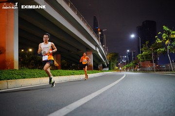 HO CHI MINH CITY NIGHT RUN EXIMBANK 2024 - Ảnh #1989638
