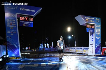 HO CHI MINH CITY NIGHT RUN EXIMBANK 2024 - Ảnh #2060504