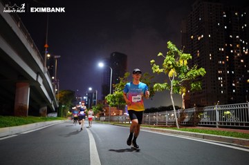 HO CHI MINH CITY NIGHT RUN EXIMBANK 2024 - Ảnh #1988805
