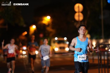 HO CHI MINH CITY NIGHT RUN EXIMBANK 2024 - Ảnh #2159261
