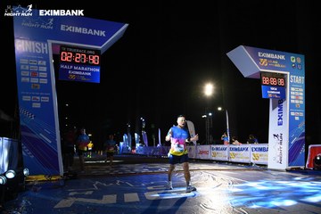 HO CHI MINH CITY NIGHT RUN EXIMBANK 2024 - Ảnh #2063577