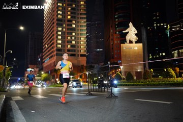 HO CHI MINH CITY NIGHT RUN EXIMBANK 2024 - Ảnh #1989415
