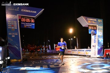 HO CHI MINH CITY NIGHT RUN EXIMBANK 2024 - Ảnh #2064404