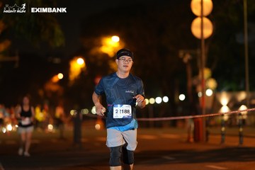 HO CHI MINH CITY NIGHT RUN EXIMBANK 2024 - Ảnh #2160668