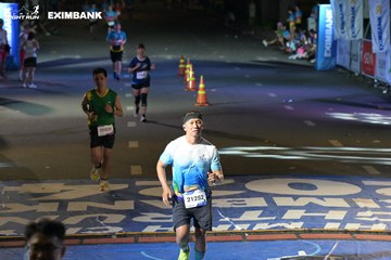 HO CHI MINH CITY NIGHT RUN EXIMBANK 2024 - Ảnh #2034048