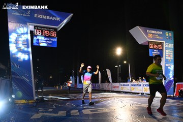 HO CHI MINH CITY NIGHT RUN EXIMBANK 2024 - Ảnh #2065451