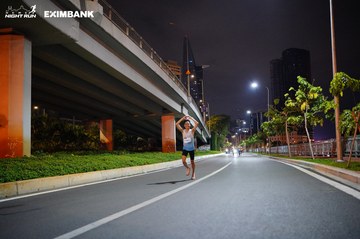 HO CHI MINH CITY NIGHT RUN EXIMBANK 2024 - Ảnh #1988507