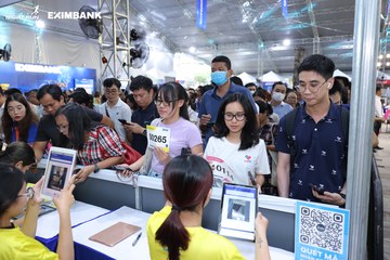 HO CHI MINH CITY NIGHT RUN EXIMBANK 2024 - Ảnh #1964622