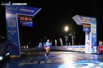 HO CHI MINH CITY NIGHT RUN EXIMBANK 2024 - Ảnh #2061390
