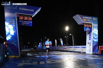 HO CHI MINH CITY NIGHT RUN EXIMBANK 2024 - Ảnh #2060416
